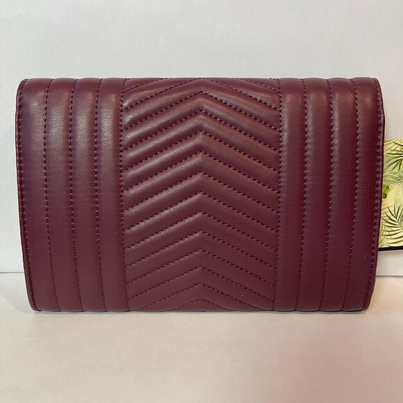 NEW! Badgley Mischka Plum 2-Way Chevron Quilted Crossbody Clutch Bag - NWT - Picture 2 of 6